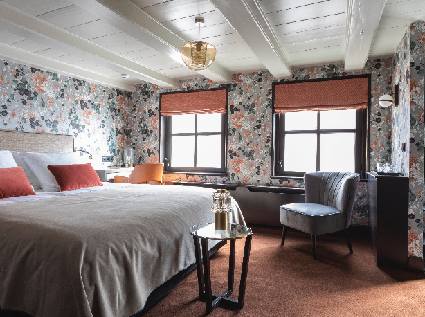 Cozy Room 6